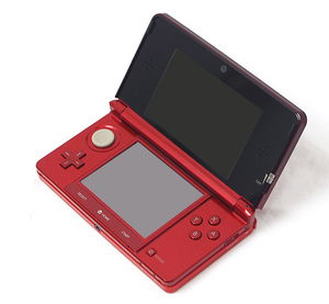 【中古】任天堂 ニンテンドー3DS フレアレッド CTR-S-RAAA 本体のみ 本体・液晶画面いたみ [管理:1350011825]