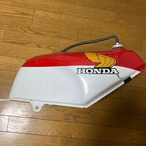 HONDA MC18 NSR250R ガソリンタンク 