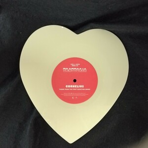 D06 中古LP 中古レコード コーネリアス カジヒデキ trattoria 7inch split single series no.1 PSKR9101 ハート型マヨネーズカラービニール