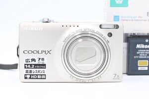 ＜＜新品充電器（社外品）付き！！＞＞【美品】NIKON ニコン デジタルカメラ COOLPIX S6000 シャンパンシルバー S6000SL #LE2024791