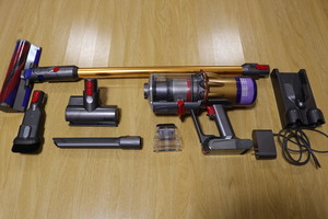 Dyson Digital Slim Fluffy SV18 掃除機 オンライン限定モデル