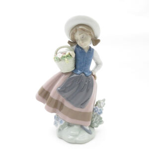 美品 LLADRO リヤドロ 5221 甘い花の香り フィギュリン 少女 フラワー 置物 陶器人形 インテリア SU8915B3