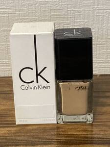 I4I196◆ カルバン・クライン Calvin Klein インフィニート ハイドレーション 101 ソフト ベージュ ファンデーション 29.6mL