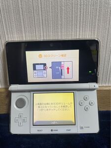 @ Nintendo ニンテンドー3DS CTR-001 クリスタルホワイト　 初期化済み