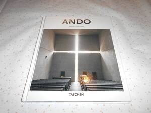 ANDOU　安藤忠雄の本　ハードカバー　洋書 建築