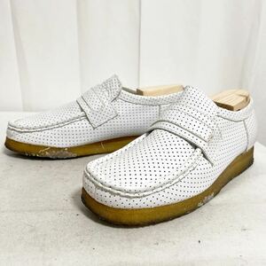 和410★① Clarks Originals クラークスオリジナルス ショートブーツ パンチング UK6.5 G ホワイト メンズ