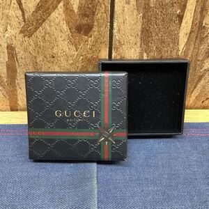 送料無料【Sふ2582】『GUCCI』　グッチ　空箱　化粧箱　アクセサリーケース