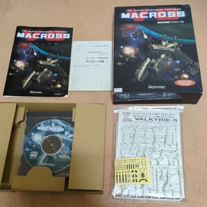 MACROSS 超時空要塞マクロス VO Windows98/ME PCゲーム BOTHTEC プラモデル（希少品）付き　中古