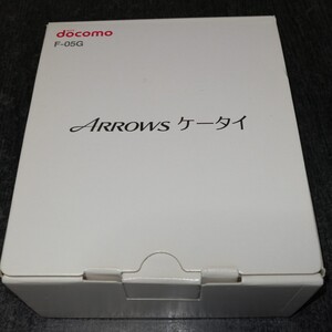 美品★ドコモ ARROWS F-05G ホワイト ガラホ ガラケー 送料無料 