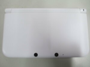 任天堂 ニンテンドー 3DSLL ホワイト 本体 動作確認済み【MY061202】