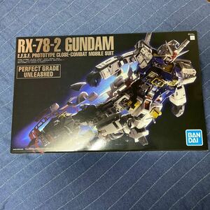 新品未開封品　パッケージ美品　プラモデル バンダイ 1/60 RX-78-2 ガンダム PG UNLEASHED 「機動戦士ガンダム」