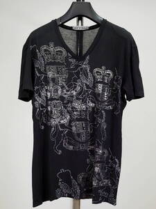 美品 Neil Barrett ニールバレット エンブレムプリントVネックTシャツS黒 Italy製