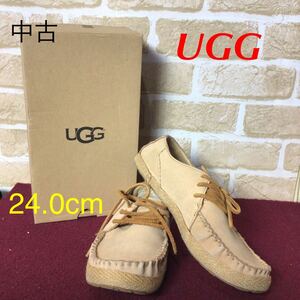 【売り切り!送料無料!】A-18 UGG!アグ!モカシンシューズ!24!ベージュ!皮!茶色!かわいい!おしゃれ!中古