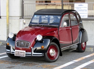 即決！2CV6 チャールストン 4速MT キャンバストップ 左ハンドル 社外オーディオ