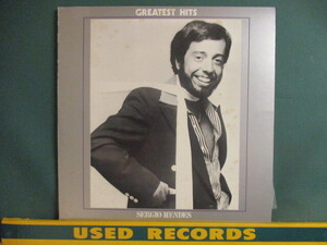 Sergio Mendes ： Greatest Hits LP (( Bossa Nova ボサ・ノバ / 「Mais Que Nada」、「Look Of Love」収録 / 落札5点で送料当方負担