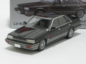 日産スカイライン 4ドアHT GTS ツインカム24V（黒／銀）86年式 LV-N282b【トミーテック社1/64ミニカー】【トミカの時】