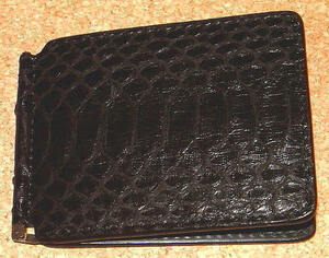 新品 Dolce Vita 高級 パイソン 皮革 蛇革 薄型 マネークリップ (黒) 二つ折り財布 ショートウォレット イタリアンレザー 札ばさみ ヘビ革