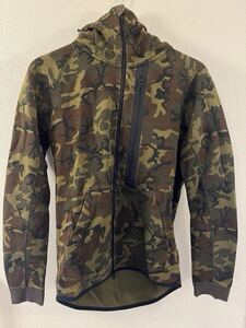 【NIKE】Camouflage Sweatshirt Hoodie Tops ナイキ カモ カモフラ パーカー スウェットパーカー 迷彩 美品 ミリタリー No.1