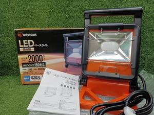 未使用 開封済み品 IRIS OHYAMA アイリスオーヤマ LEDベースライト 置き型 AC式 2000lm LWT-2000BA