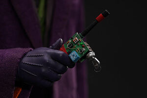 INART Queen Studios 1/6 ダークナイト ジョーカー 専用 起爆スイッチ 未開封新品 バットマン ヒース レジャー BATMAN JOKER HOTTOYS