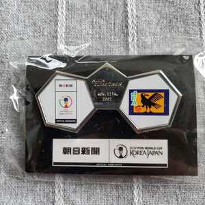 【新品未開封】 2002 FIFA WORLD CUP KOREA JAPAN × 毎日新聞 ピンバッジ ／ ピンズ ピンバッチ ワールドカップ KICK TOGETHER JFA