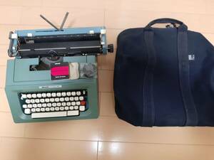 olivetti STUDIO46 オリベッティ スタジオ46 タイプライター