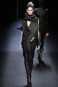 Haider Ackermann A/W2010 レザーストール