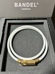 【ホワイト×ゴールド 47cm】BANDEL Neutral White×Gold