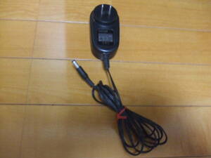 maxell マクセル　MODEL GPE301-15160-6 ACアダプター INPUT-100V-240V 50-60Hz OUTPUT 15V01.6A (PSE) 中古品