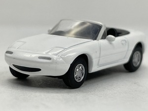 ■★サークルＫサンクス　MAZDA（マツダ） ミニカーコレクション　EUNOS ROADSTER (NA6CE)（1/100）（ホワイト/KYOSHO）