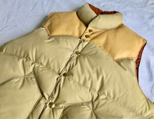 【美品】Rocky Mountain Featherbed ダウンベスト サイズ38 M ベージュ ロッキーマウンテン ヨークレザー 牛革 正規品 日本製 アメカジ