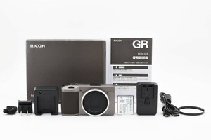 3876 【ほぼ未使用】 Ricoh GR III Diary Edition Digital Camera リコー コンパクトデジタルカメラ 0808