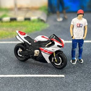 【ZZ-312】1/64 スケール ヤマハ YZF-R1 フィギュア バイク ミニチュア ジオラマ ミニカー MINI GT LBWK トミカ マテル 日本未発売