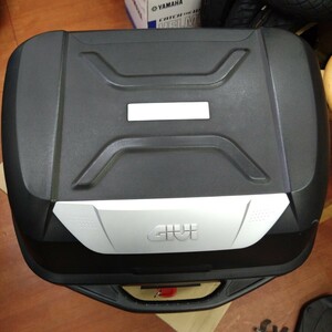 GIVI モノロックケース E43NTL