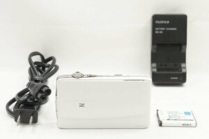 【適格請求書発行】FUJIFILM フジフィルム FinePix Z900EXR コンパクトデジタルカメラ ホワイト【アルプスカメラ】240725e