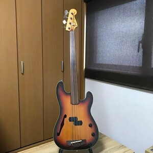 Fender Japan PBAC-100 セミホロウ フレットレス　中古品