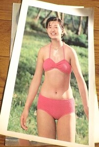 ★70年代【山口百恵⑧】 水着雑誌切抜き　いくつ落札しても送料230円