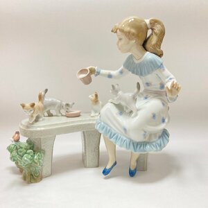 【UD1964KM】LLADRO リヤドロ ミルクのお時間 6109 横約22cm 縦約20cm フィギュリン インテリア アンティーク コレクション 置物 陶器