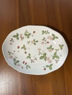 WEDGWOOD 花柄オーバル皿 陶磁器製