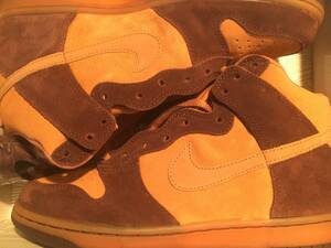 NIKE DUNK SB HI BROWN 