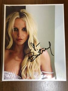 ★ ブリトニー スピアーズ (Britney Spears)　サイン付き写真　証明書COA付き　１４