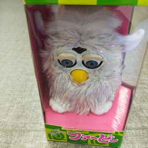 す2269 ファービー TOMY トミー 電子ペット おしゃべりペット Furby ホワイト 箱付 ジャンク 当時物