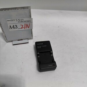 「A43_21N」FUJIFILM BATTERY CHARGER BC-45　動作品(240524)