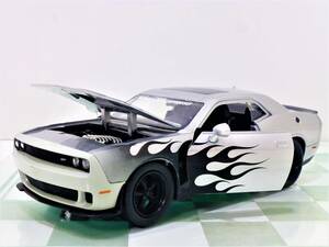 開封品■JADA TOYS 1/24 2015 DODGE CHALLENGER SRT HELLCAT SILVER FLAMES■ダッジ チャレンジャー ヘルキャット 24