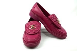 CHANEL Lambskin Quilted CC Turnlock Loafers シャネル ココマーク ターンロック レザー ローファー 37C(約24cm) ピンク G36646