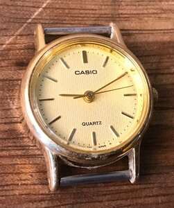 SS-1427■送料込■CASIO QUARTZ クォーツ 腕時計 防水 LQ-370 400449 アンティーク レトロ 8g●ジャンク扱い●ベルト無し/くATら