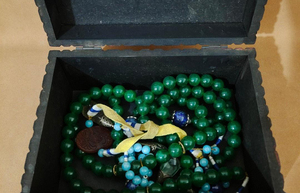 清代　天然翡翠珠のネックレス　共箱