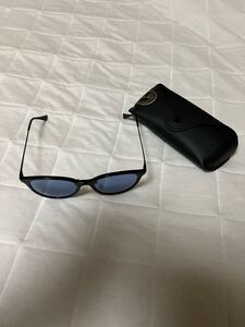 Ray-Ban サングラス RB4334D ブルーレンズ