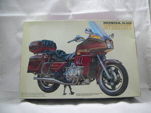 1/１５フジミ製ホンダＧＬ１１００ ＩＮＴＥＲＳＴＡＴＥ