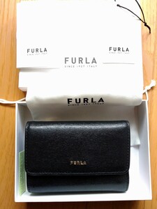 フルラ　FURLA 三つ折財布　ブラック美品